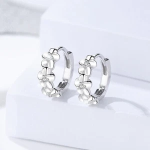 925 Sterling Silver 3 Flower CZ Huggie Hoop Loop Earrings Women Girl Gift UK - Picture 1 of 4