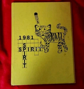 El Dorado, Kansas Junior High School 1981 YEARBOOK ANNUAL HB - Picture 1 of 5