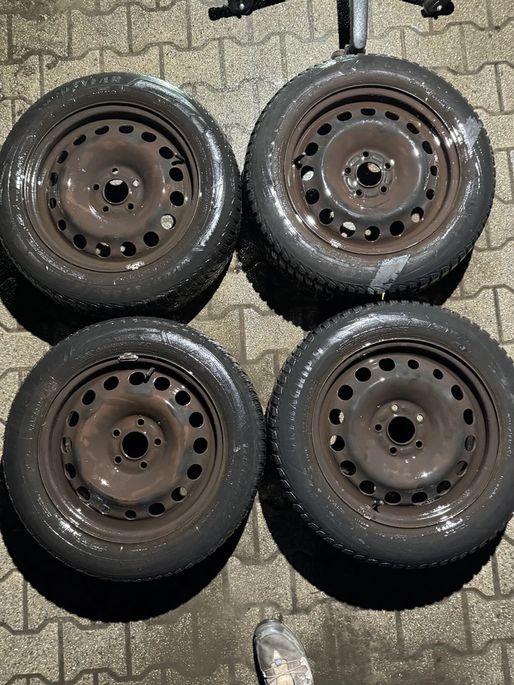 Ford C-Max, S-Max, Focus, Galaxy, Mondeo,  205/60/16  Winterräder - Bild 1 von 4