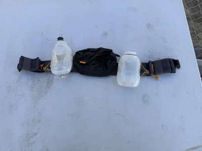 Cinto pequeno Nathan Black hidratação cintura pochete 9 oz água b1 - Imagem 1 de 4