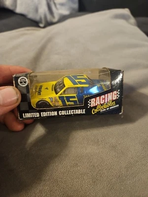 Dale Earnhardt Action Racing #15 Wrangler Monte Carlo 1/64 Nascar edición limitada Foto 1 de 2