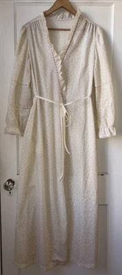 Vintage 70’s Cottagecore Prairie Cream Lace Trim Robe Dress Floral Romantic Sz M - Image 1 of 4