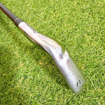 TaylorMade  Good Condition  Burner Men s Iron Single 8 Iron R - Image 1 of 4