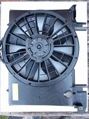 Ventilador y cubierta del radiador VOLVO 850 - Conjunto COMPLETO - 9141249 Foto 1 de 4