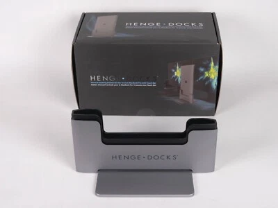 Henge Docks/Brydge Vertical Dock for 15-inch 2016-2018 MacBook Pro (HD05VA15MBP) - Image 1 of 4