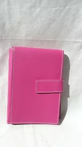 Portafoglio passaporto rosa Austin House - Foto 1 di 3