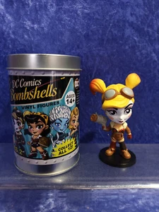 DC Comics Bombshells series 2 Vinyl  Figures 2017 Loose Harley Quinn with Tin - Picture 1 of 3