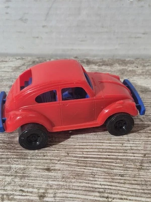 老式玩具汽车塑料大众BUG BEETLE STROMBECKER VW SEDAN 红色 — 第 1/4 张图片