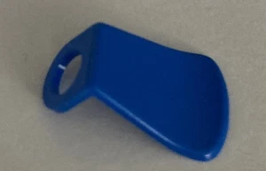 LEGO Vintage Classic Castle BLUE PLASTIC CAPE Minifigure Accessory Part # 4524 - Picture 1 of 3