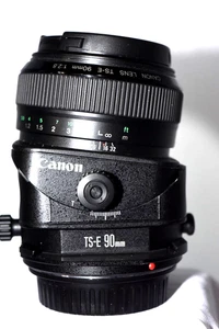 Canon TS-E 90mm F/2.8 Lens DSLR. **MINT**. PROFESSIONAL MANUAL VERY HIGH QUALITY - Picture 1 of 8