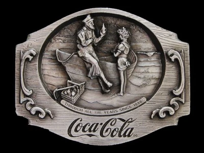 NF17113 **NOS** VINTAGE 1990 **COCA-COLA** FUENTE DE SODA PELTRE HEBILLA SISKIYOU Foto 1 de 2