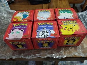 Carte à collectionner Pokémon SCELLÉE 1999 Burger King plaqué or 23 carats, set rouge complet - Photo 1/2