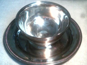 Vintage Silver Plate Sauce Bowl with Attached Saucer - Oneida - Picture 1 of 5
