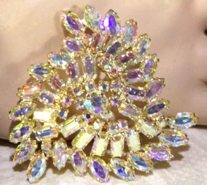 VTG FABULOUS UNSIGN WEISS FIERY AB BAGUETTE~NAVETTE RS - Picture 1 of 3