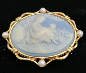 Money Blue & White Mother & Child Cameo Brooch 2" X 1.5" - Picture 1 of 4