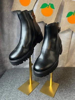 Calvin Klein Boots Womens Black KCKALONIE3 Lug Sole Ankle Zip Size 6 - Image 1 of 4