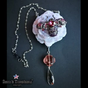 Flower Jewelry Floral Jewellery Peony Necklace Pendant Art Deco Honey Bee Nest - Picture 1 of 24