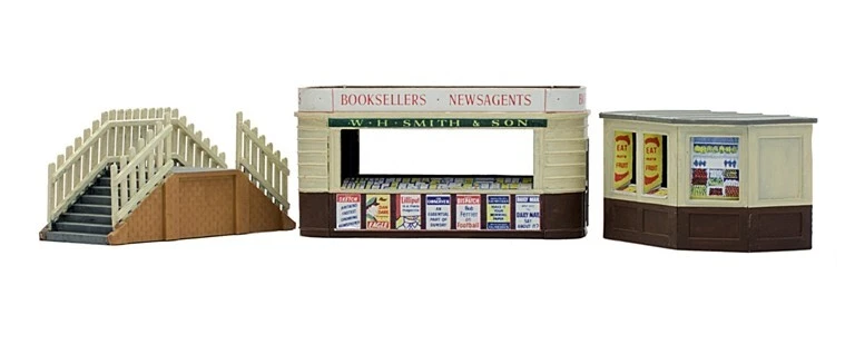 TICKET & NEWSPAPER KIOSK, STAIRS 3pce OO/HO scale Plastic kit Railway DAPOL C018 - Image 1 of 1