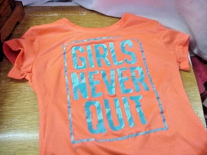 TOP HEATGEAR BAMBINA TAGLIA 6X "LA RAGAZZA NON SI FERMA MAI" - Foto 1 di 2