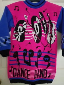Childs Pink & Blue Jumper Music & Dance Theme 28  Chest - Picture 1 of 2