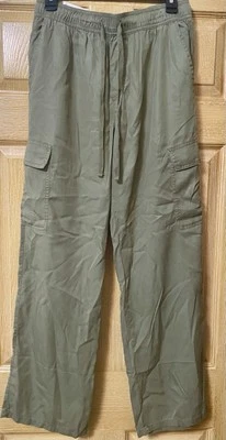 全新带标签女式 Social Standard by Sanctuary 宽鬆工装裤绿色 M 码 — 第 1/4 张图片