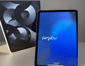 Apple iPad Air, 10.9", 2022 M1 Processor, iPadOS, Wi-Fi, 256GB, Space Grey BOXED - Picture 1 of 16