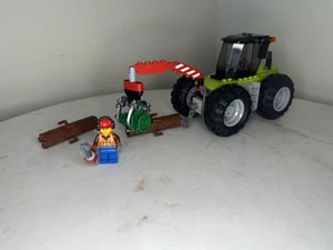 Lego CITY 60181 ~ FOREST TRACTOR ~ Retired 99.9% Complete Chainsaw Claw Logger - Picture 1 of 7