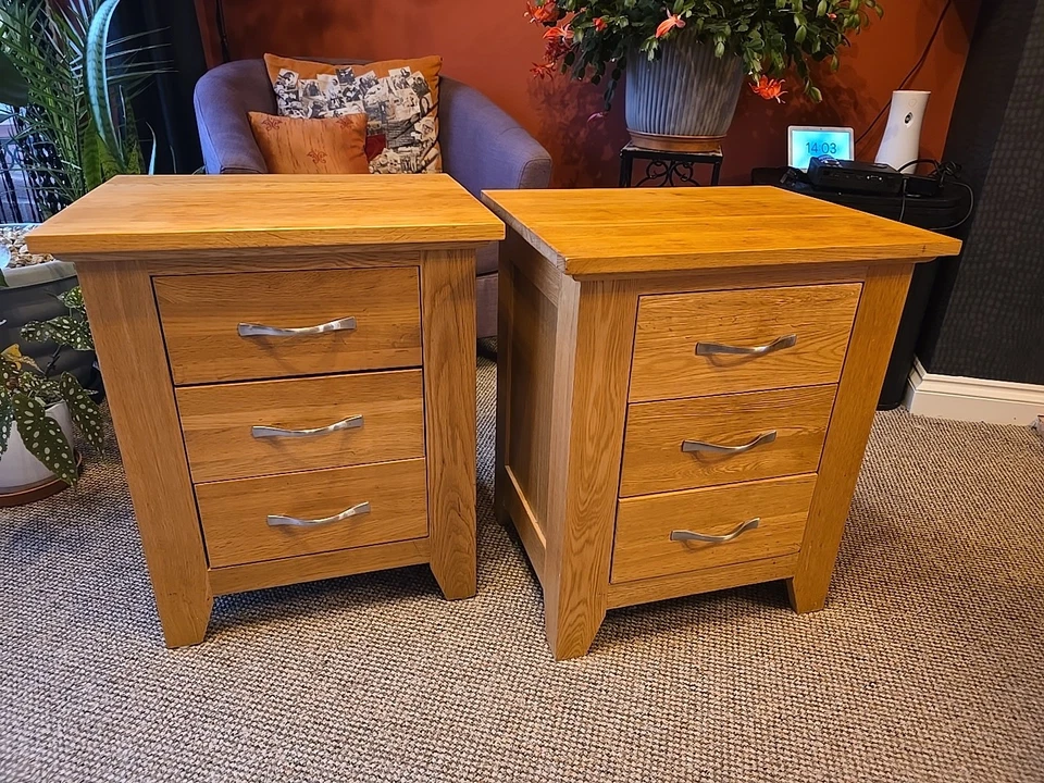Twin Solid Light Oak 3 Drawer Bedside Tables - Excellent Condition - Image 1 of 4
