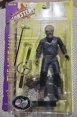 1998 NEW SEALED LON CHANEY WOLF MAN SERIES 1 UNIVERSAL MONSTER 10" FIGURE - Image 1 of 4