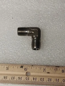 Swagelok 1/4" Mnpt Ss316 90 Elbow NOS 1 Qty - Picture 1 of 1