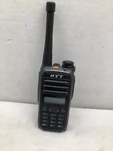 HYT (Hytera) TC-580 400-470 MHz Analog Portable Radio - Used - Picture 1 of 6