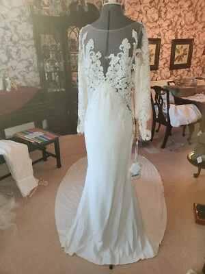 Pronovias Haute Couture, Atwood,Wedding gown, NWT,14, cathedral veil w/ blusher - Image 1 of 4