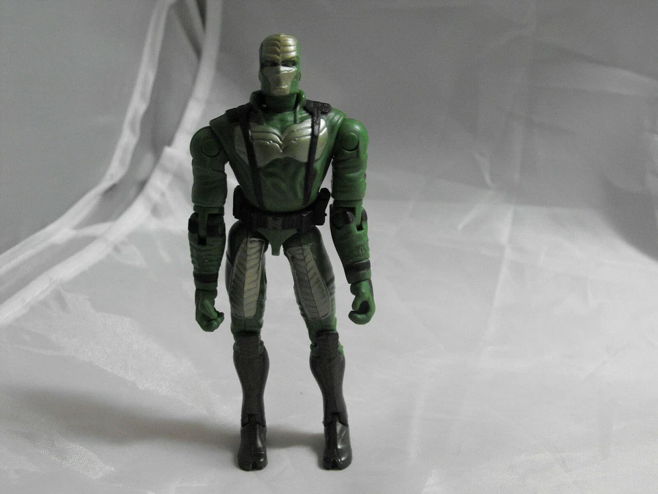 G.I.JOE, ACTION FORCE FIGURE NIGHT CREEPER V8 FROM 2004 - Image 1 of 1