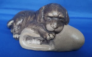 POOLE POTTERY STONEWARE PUPPY ON A SLIPPER ABOUT 5 INCHES LONG SHAPE 636 1988/89 - Picture 1 of 6