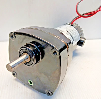 New Bison 1/25 HP DC Gearmotor 011-190-3137 115 vdc 50 Rpm 40 in/lbs Torque - Image 1 of 4