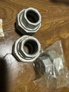 "Lote de 3 uniones de tubería galvanizadas de 3/4"" LDR 311U-34" - Imagen 1 de 5