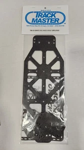 VINTAGE TRACK MASTER TRM-4104 GRAPHITE OVAL CHASSIS & SHOCK TOWERS - VERY RARE - Picture 1 of 20
