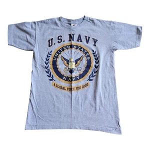 US Navy A Global Force For Good Bayside T-shirt Sz SMALL Made In America - Imagen 1 de 6