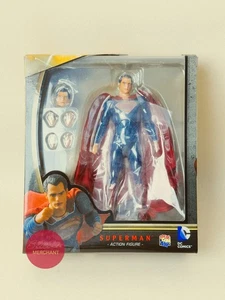 Batman v Superman MAFEX No.018 Superman Action Figure - Picture 1 of 4