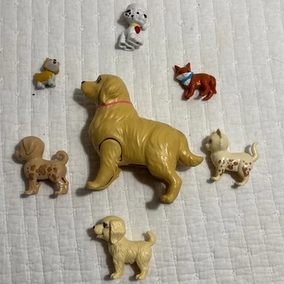 Lote de 7 figuras de juguete de perro y gato: Barbie Retriever embarazada zorro Santa Dálmata Foto 1 de 4