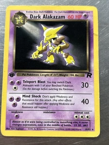 Tarjeta Pokémon rara Team Rocket Dark Alakazam 18/102 -1ª edición - Imagen 1 de 7