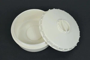 WW2 German white plastic salt dish - Picture 1 of 1