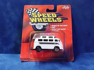 Автобус Maisto Speed Wheels Series XI VOLKSWAGEN CAMPER SAMBA (БЕЛЫЙ) - Изображение 1 из 3