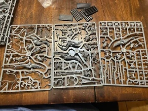 5 oval Hellstriders Slaanesh Chaos Daemons Slaanesh Warhammer 40k Age Sigmar NOS - Picture 1 of 6