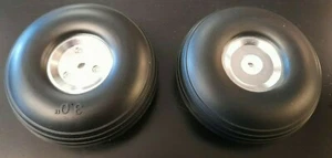 Llantas centrales de aleación de aviones RC de alta calidad con neumáticos de goma maciza seleccionar tamaño. - Imagen 1 de 10
