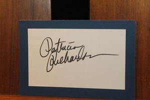 PATRICIA RICHARDSON of Home Improvement Authentic Autograph Cut Signature