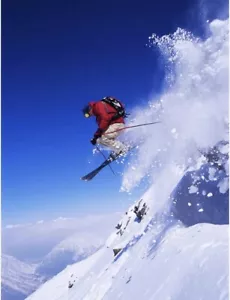 Poster stampa arte parete senza cornice Wee Blue Coo sciatore salto sci neve sport cielo - Foto 1 di 5
