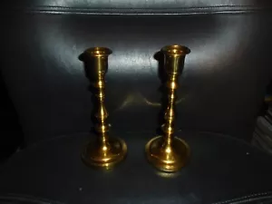 PAIR OF VINTAGE SOLID BRASS CANDLESTICKS MADE IN INDIA - Picture 1 of 2