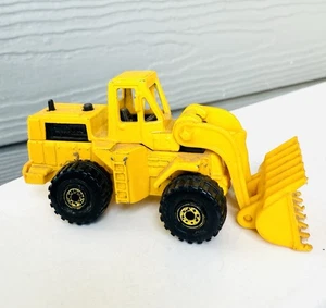 Hot Wheels 1979 CAT Caterpillar Front End Wheel Loader Excavation Equipment Ylw - Picture 1 of 6