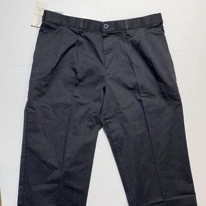 Dockers Relaxed Fit Pleated Gray Khaki Pants Mens Size Actual 36 X 32 NWT - Picture 1 of 9